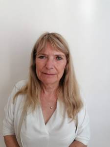 Photo of Dr. Karen Henderson